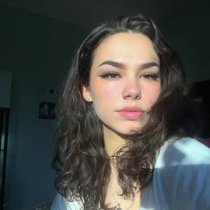 Meet your Posher, Itzel